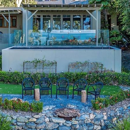 Beachfront Dolphin Cabin Oak Beach Экстерьер фото